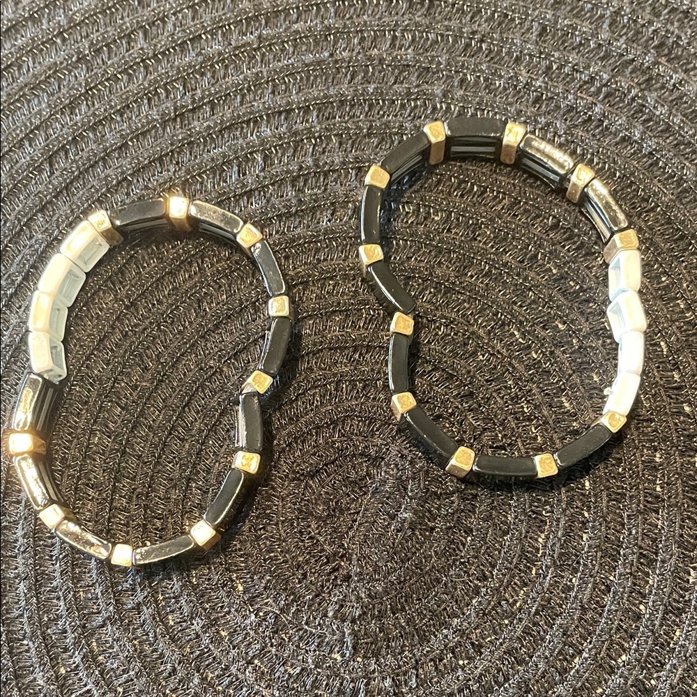 2 MAMA Stretch Bracelets  Set in Black, White & Gold - Picture 3 of 4